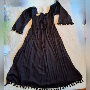 Luuske women's size 1XL black long sleeve fringed maxi dress NWT